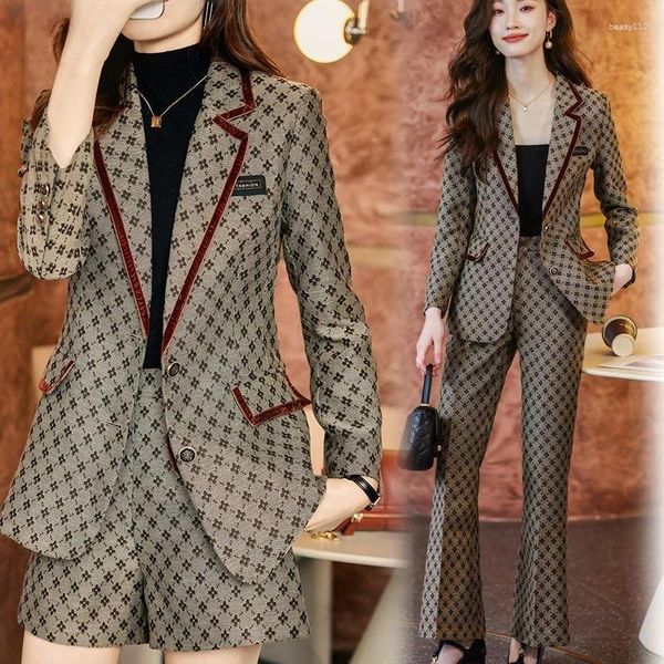 Pontas de duas peças femininas de alta qualidade 2024 Spring Ladies Khaki Coreano Moda Blazer Sets Feminino Suits Trabalho Use Escritório de outono Casual