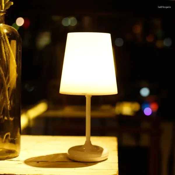 Masa Lambaları Enerji Koruyucu Kablosuz LED LED LAMP USB Uzaktan Denetleyici ile Şarj Edilebilir Ayarlanabilir Başucu Gece Işığı