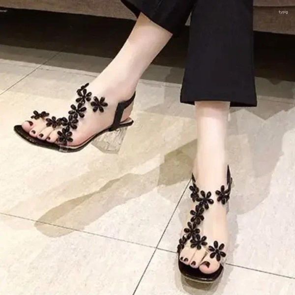 Sapatos de vestido para mulheres 2024 elástica banda sandálias de dedo do dedo do pé