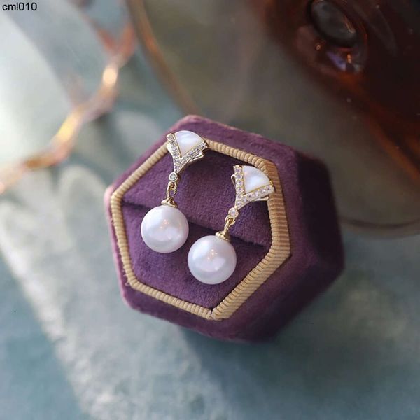 Stud natural fã de fã de pérolas brincos de gota de luxo sem perfuração de zircão de zircão de zircão butique de casamento butique de casamento jóias para mulheres rciz