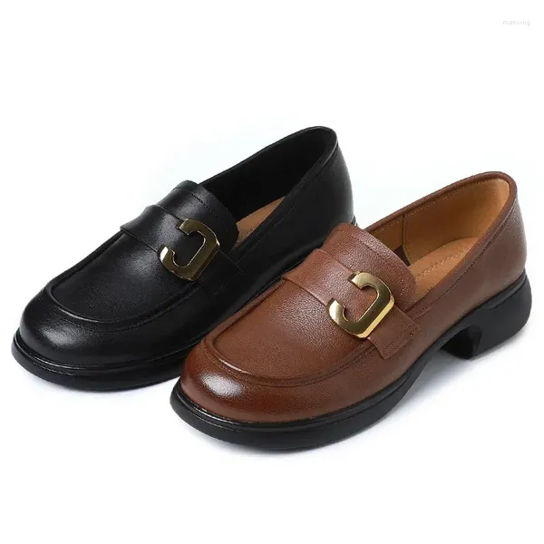 Casual Shoes 2024 Cowhide Flat Women Wodtaperfrau zum Fahren und Gehen großer Zehen Braunes schwarzes Leder groß Größe 43