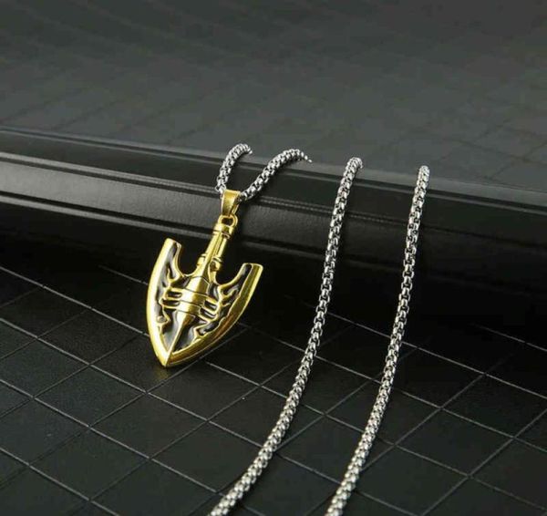 Anime JoJos Bizarre Aventura Colar Kujo Jotaro Arrow Metal Pingente Chaker Colares Charm Gifts Jewelry Collares G1206191263817