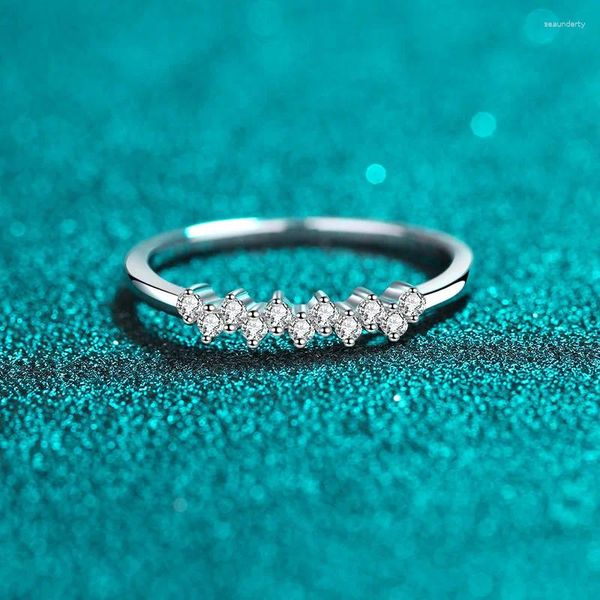 Anelli a grappolo Platinum di lusso Pt950 Ring per donne 16,5 punti Moissanite Diamond Small Row Wedding Gioielli Regali di gioielli