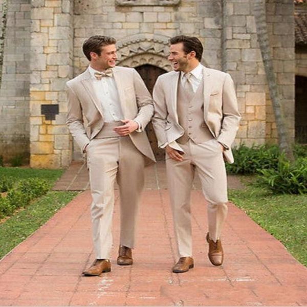 Tuxedos do noivo Champagne Tuxedos Aroomsman Terno italiano Terceiro de festas de baile de casamento de três peças para homens Terno de noivo personalizado 205m