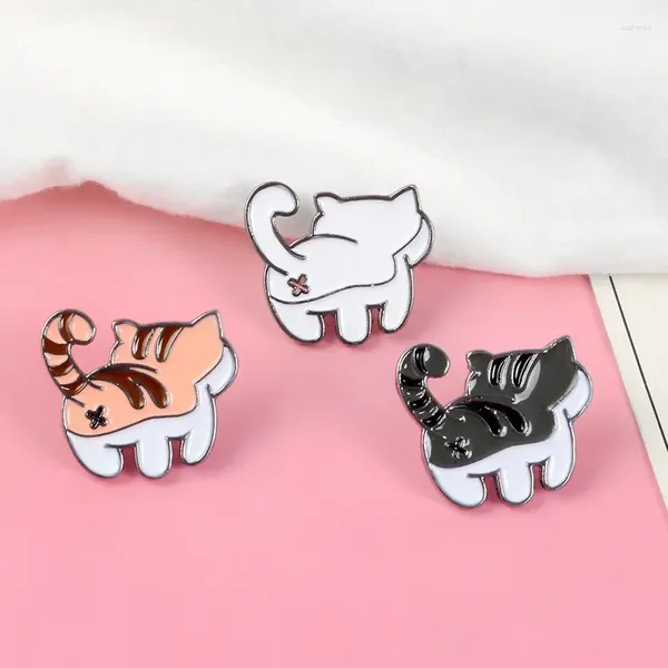 Spille da 3 pezzi Cartoon Creative Tigro Bubrooch Cute Animal Spettaio in lega Bradge Pin per gli accessori per lo zaino per vestiti