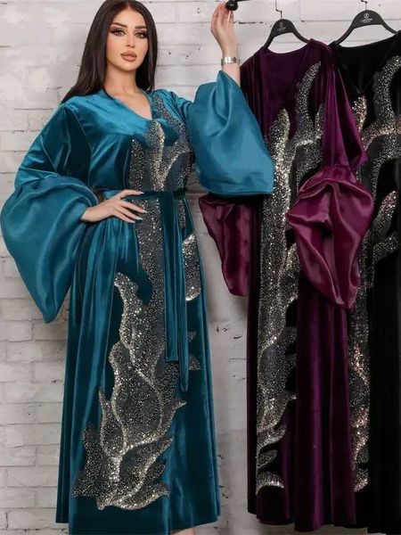 Ethnische Kleidung Ramadan Niqab Winter Velvet Abaya Dubai Gebetskleidung Muslim Kleid Kaftan Abayas für Frauen Türkei Islam Robe Musulmane Femme T240510