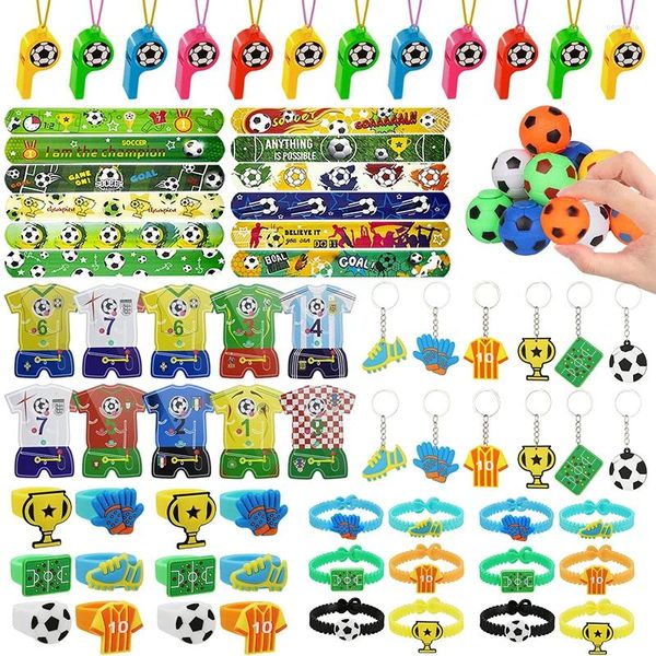 Favor Favor Futebol Slap Bracelets Keychains Whistle Favors Kids Birthday Football Carnival Presentes de aula Prêmios de sala de aula Filler Goodie