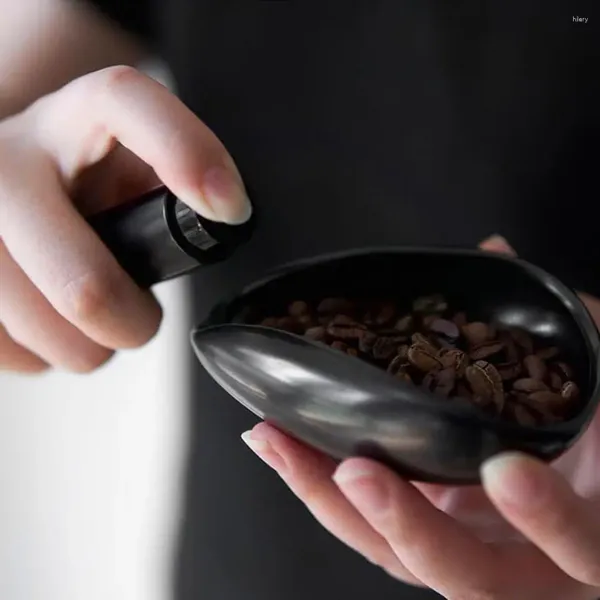 Coffee Scoops Display per fagioli Spruzzatore di nebbia per acqua per fagioli Strumenti di distribuzione dell'espressione impostati con baristi di dosaggio in ceramica