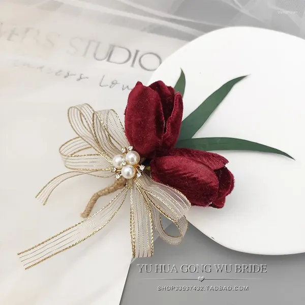 Flores decorativas Corsage Wrist Dama de dama de honra Irmãs artesanais Flores Artificial Silk Calla Lily Bracelet para decoração de festa de dança de casamento