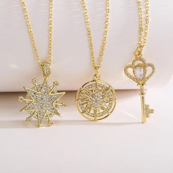 Anhänger Halsketten exquisit hochwertige Frauen goldene Farbe Star Sun Key mit CZ Stone Row Luxus Bling Paare Schmuck Geschenk