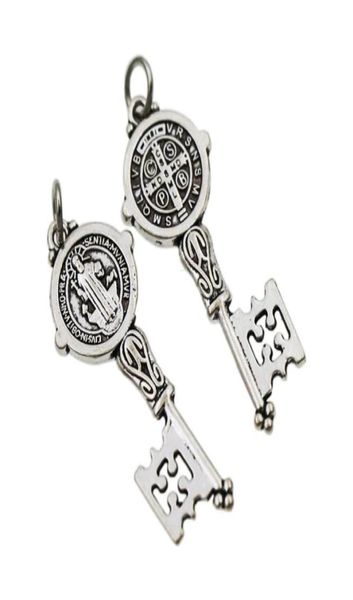 Catholicismo Benedict Medal Medal Cristo Redentor Key Spacer Stally Perline pendenti T1686 16.5x41mm Reperti di gioielli Componenti1426125