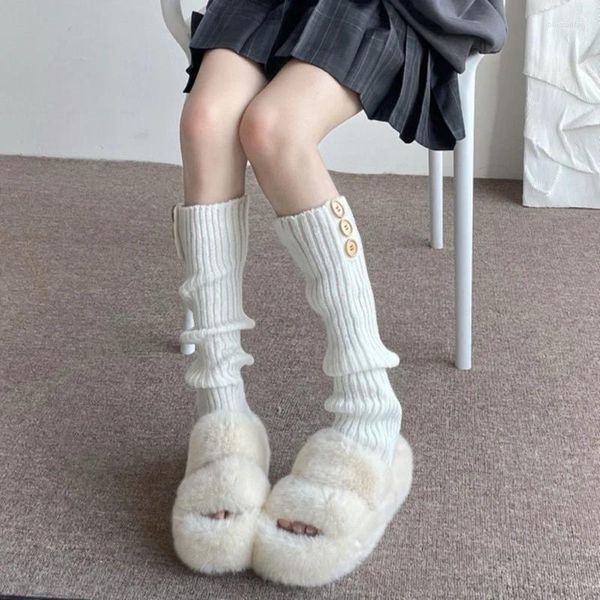 Женские носки 1 пара зимние японские вязаные 3 кнопки длинных студенческих эластичных ступеней уличная одежда уличная одежда