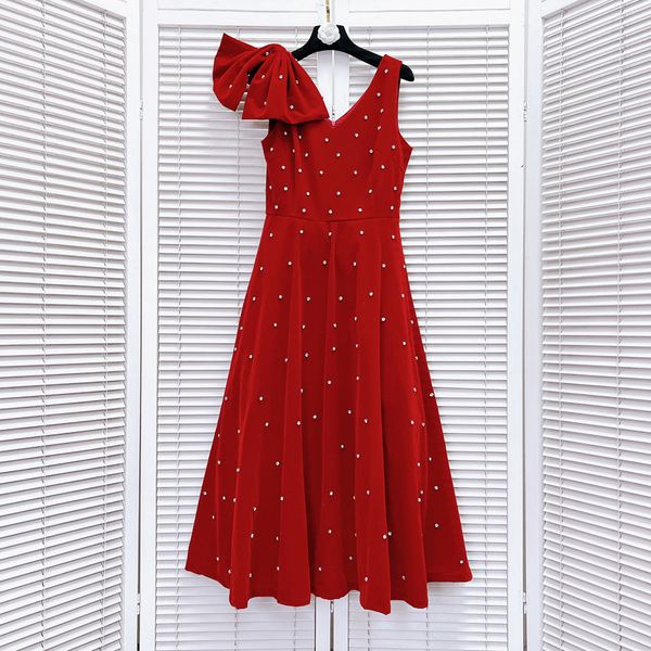 506 L 2024 Milan Runway Dress Spring Summer Summer Sleeseless V Neck Red Dresses Dress Fashion Moda de alta qualidade Luxijia