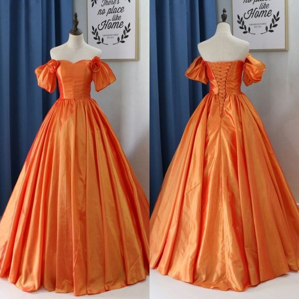 Vintage Orange Cinderella Prom Dresses Ballkleid von der Schulter Juliet Kurzarmhand Handblumen drapierte Spezialanlässe Kleid g 304x