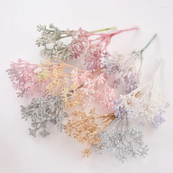 Fiori decorativi 3 pcs 14 cm Piccolo bouquet artificiale con sei gelido gelido di gelo bianco drogato e decorazione fatti a mano fai -da -te
