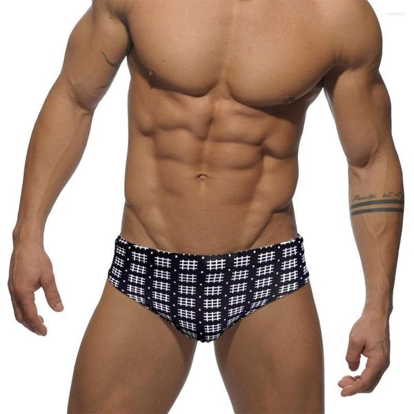 Damenbadebekleidung Druckmenschen sexy Sommer Badeanzug Shorts Low Taille Badeanzug Bulge Beach Tragen Kurzsport Homme Swim Trunks