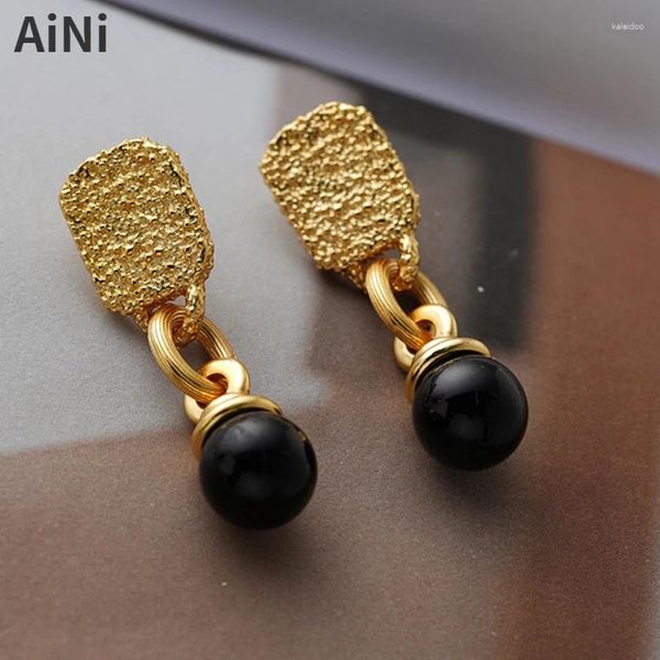 Dangle Küpeler Modernjewelry 925 Gümüş İğne Metal Altın Renk 2024 TREND Yüksek Kaliteli Pirinç Siyah Top Fro Kadın Kadın