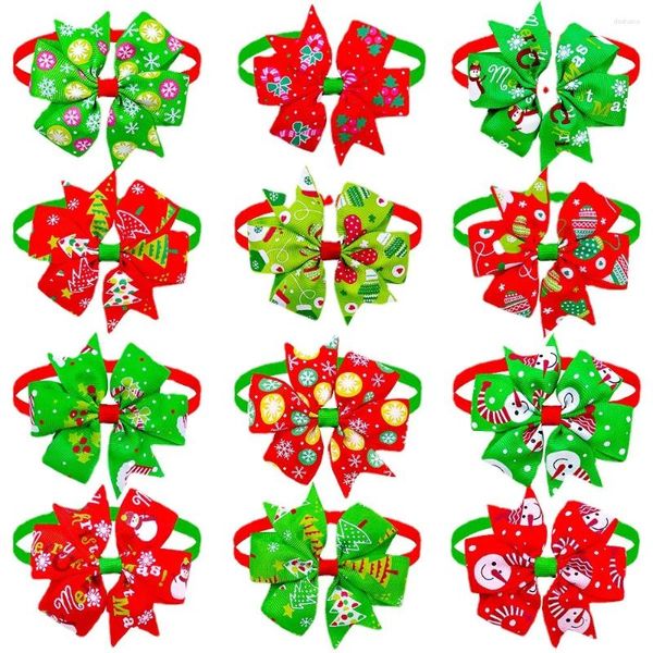 Abbigliamento per cani 5 pezzi di colore misto Christmas Christonal Neck Flow Flower Fashion Cat Wok Ties per cani forniture per animali domestici cucciolo Accesoir Chien