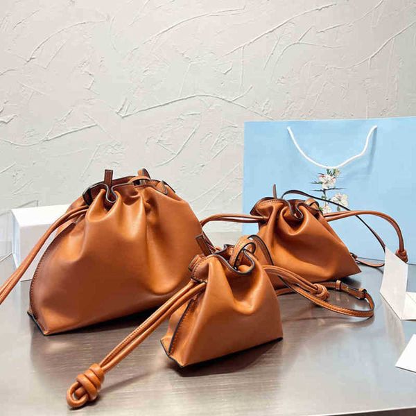 Designerbeutel -Handtasche Handtasche Eimertaschen Umhängetasche Frauen elegantes Drawess Mini Crossbody Leichte Handtaschen Brieftaschen Brieftaschen 220913 240511