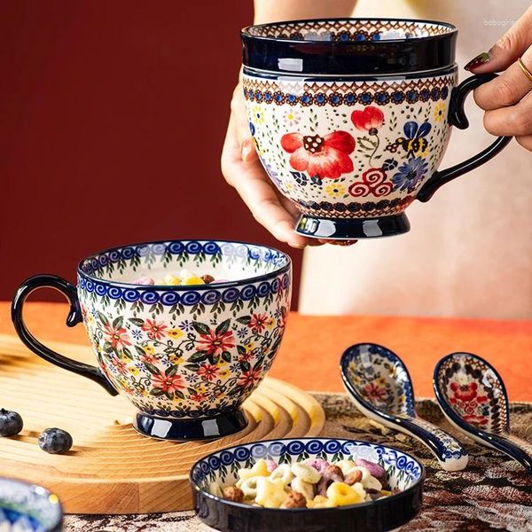 Tazze tazze in ceramica con coperchio per la colazione creativa retrò squisita domestica