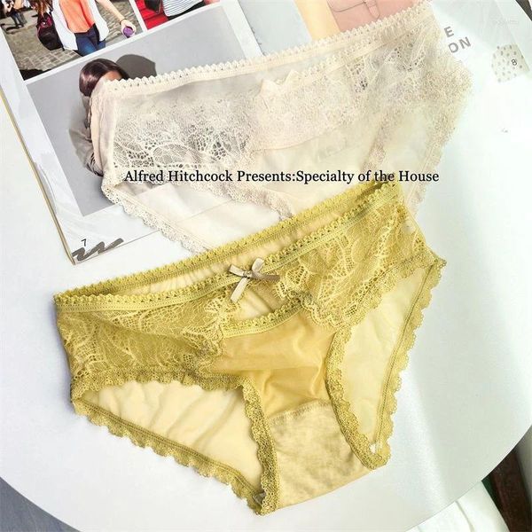 Frauenhöhe Plusgröße Sweet Student Student sexy Shorts transparente Unterwäsche Spitze Baumwoll-Schritthosen Mid-Rise-Briefs atmungsaktiv