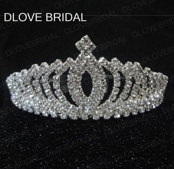 Vintage Crystal Crown Tiara mit Kamm hochwertiger Brauthaarzubehör für Hochzeit Quinceanera Diarras Kronen Festzug Rhineston9765179