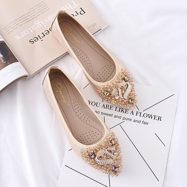 New Fashion Ladies Flat Shoes Fuchs Fuchs Strass Designer Spitzer Zehen weibliche Wohnungen weicher Sohle Pareather Frauen Freizeitschuhe bequeme Frauenschuh Schuhe große Schuhe Schuhe