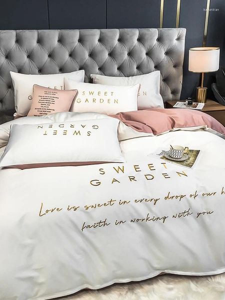 Set di biancheria da letto set di lusso nordico bianco Estetico di design moderno per ragazze full size semplice juegos de cama letto bd50cj