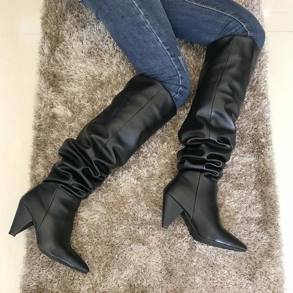 Stiefel schwarzer Leder Oberschenkel hoher Spike -Ferse Frauen über der Knie Frau plissierte Spitze Zeh versteckt Zip Winter