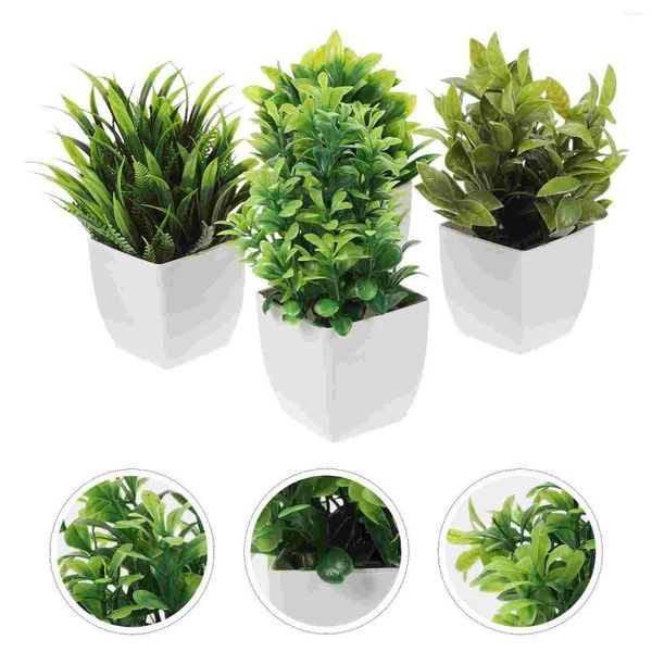 Dekorative Blumen 4 PCs künstliche Topf -Kunstpflanzen Innenkunststofftöpfe gefälschte Bonsai Esstisch Dekoration Haushaltsschreibtisch Mini