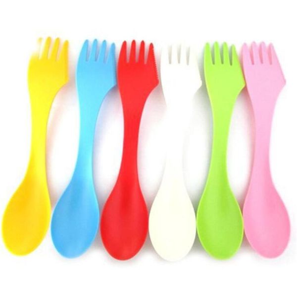 FLHWARE 3 em 1 Spoon Fork Cutter Travel Camping Caminhando utensílios de piquenique Plastic Spork Combo Combo Viajam Gadgets Tableware Cutrengue XB3853909