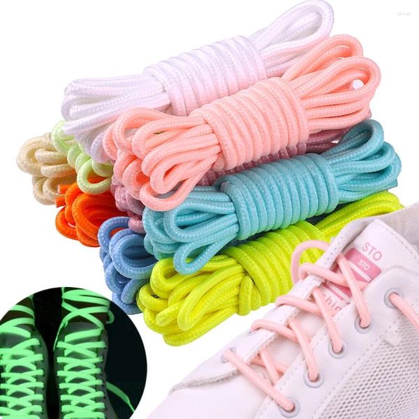 Parti di scarpe 1PAIR da 4 mm rotonde di lacci a colori in poliestere fluorescenti in seta luminosa sono adatti per i bambini e le scarpe da ginnastica per adulti