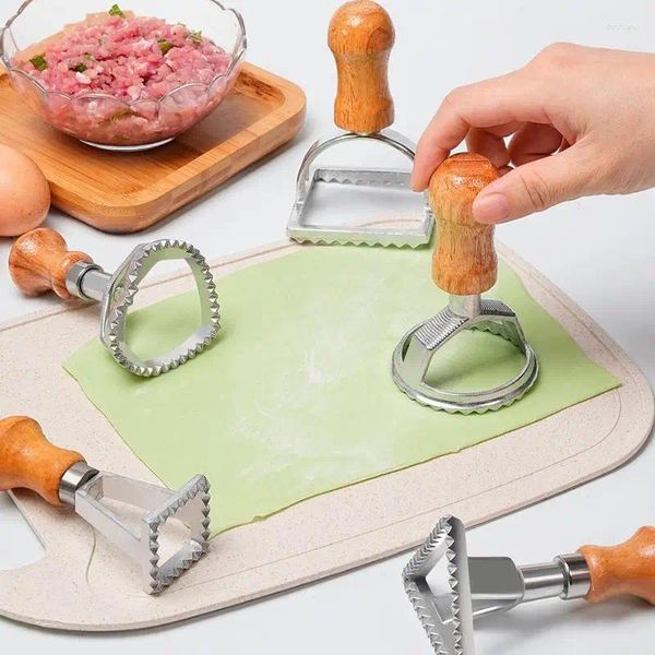 Backwerkzeuge 7pcs Knödel Formpresse Keksschneider Kuchen Gebäckmarken Gemüse Formen Set Ergonomischer Mini -Keks zum Pressen