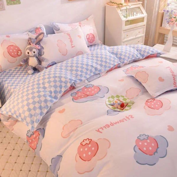 Yatak setleri güzel pembe çilek çiçek seti sevimli yorgan kapak düz sayfa ile yastık kıkırdakları ile ikiz tam boy yatak keten çocuklar için kızlar