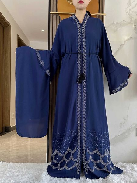 Roupas étnicas 2024 Mulheres Vestidos elegantes Dubai Roupa de Rhinestones Long Slve Chiffon Mullim Mulling Robe Open African ABAYA Roupas T240510