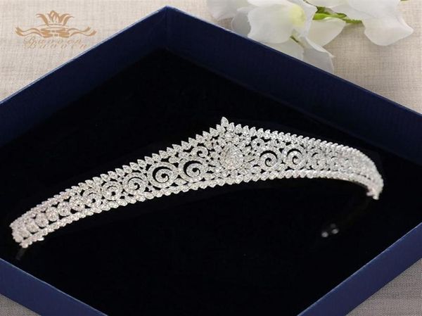 European Simple Sparkling Full Zircon Braut -Tiaras Kronen plattiert Kristall Hochzeitshaarbänder für Brautbrautjungfernschmuck D19011101074974