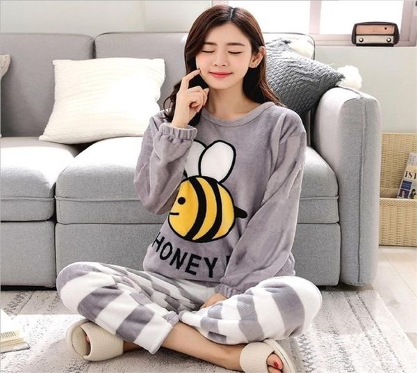 Flanela Casa de roupas de flanela Pijamas de inverno para mulheres Animal de abelha e veludo espesso