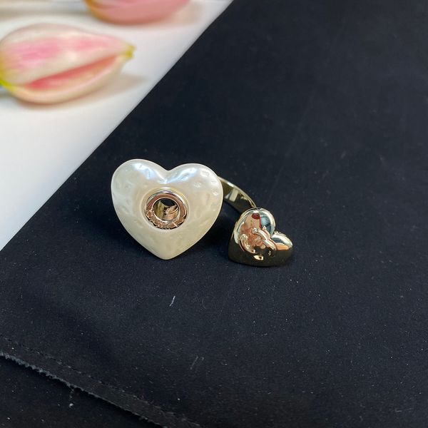 Anello di design di gioielli a forma di cuore Fashion Women Women Loves Wedding Wedding 18K Gold Titanium in acciaio Accesso Open Luxury Accessori di lusso regolabili