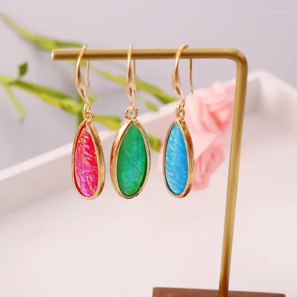 Brincos de berros dangle Europeu e americano moda multi-cor de pedra semi-preciosa ganchos de orelha de pedra feminino garanhão boêmio selvagem Perso