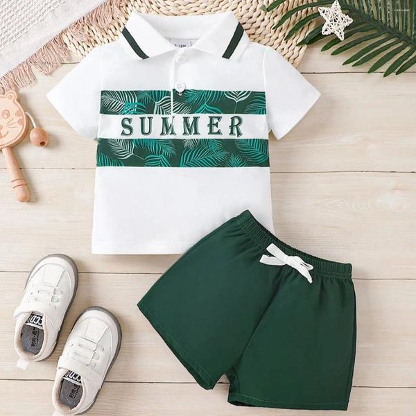 Kleidungssets 2pcs Sommerjungen Set kurzarmes Buchstabenmuster Open Button French T-Shirt Schnürshorts Einfacher loser Kleinkind Kleinkind