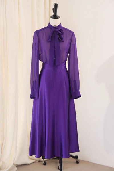 Lässige Kleider 2024 Frühlings-/Sommer Purple Seide Big Bow halbe Hals Perspektive Langarmed Midi Kleid A-Line Länge Frau Rock