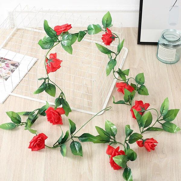 Dekorative Blumen Rose künstliche Blume Rattan Weihnachtsfest DIY Hochzeitsbogengarten Dekoration Wohnzimmer Wand Hänge Herbst Fälschte