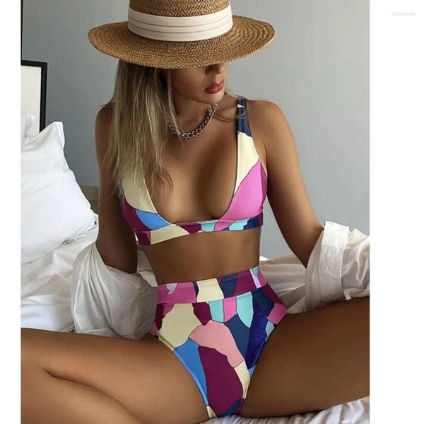 Frauen Badebekleidung 2024Women Badeanzug sexy sexy mehrfarbige geometrische Print V-Ausschnitt Bikini Split Cross Swimshawawaiian Style-Drei-Stück-Anzug