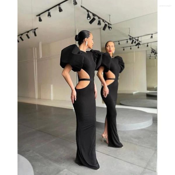 Partykleider sexy schwarzes Abendkleid Punkstil gerade kurzer Rüschenhülle Rückenfreier Schneider machte spezielle Kleid Vestido Feminino 2024