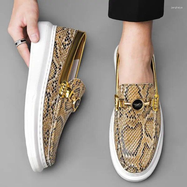 Scarpe casual Fashion Snake Board Round Head European Station's Cover Moders Foders Foders Chausure Chaussure Hommes A14