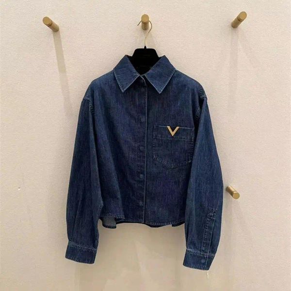 Giacche da donna Sun Yizhen Cai Yilin Star Sago stile 2024 Primavera Blue Color Lapel V Buckle Denim Shit Short Coat for Women