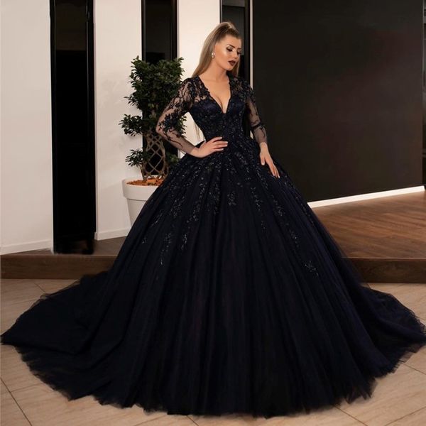 Gothic Black Ball-Kleid Brautkleider Pailletten Perlen Spitzen Applikationen Brautkleider mit langem Ärmel offener Rückenspeicher Plus Größe Vintage V 3121