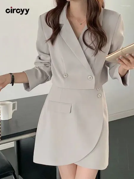 Vestidos de trabalho Circyy Salia conjunta mulher Mini Irregular Mini 2 peças Casaco de mangas compridas Office Lady Korean Fashion 2024 Designer