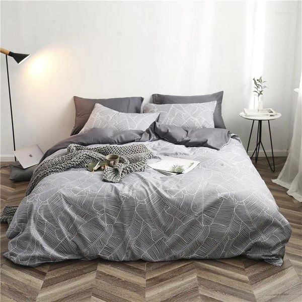 Set di biancheria da letto in stile lavato in 4 pezzi Copertina trapunta in stile europeo Fece set piccolo letto a doppia casa fresco