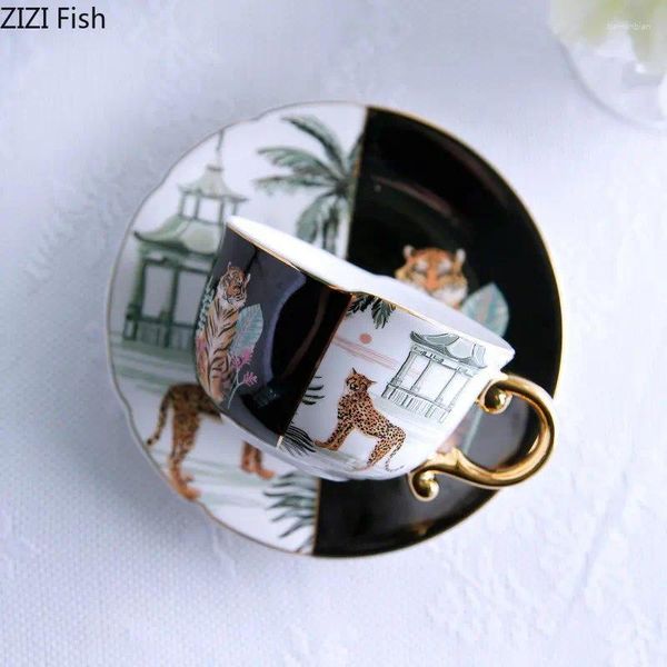 Tazze ad acquerello tigre e tazze in ceramica leopardata tazza di caffè placcata in oro dipinto di tè pomeridiano tacca da tè al latte di frutta contenitore